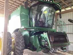2012 John Deere S680 Image