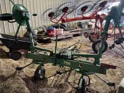 John Deere 756 Image
