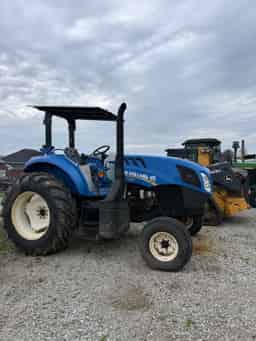 2016 New Holland TS6.120 T4B Image