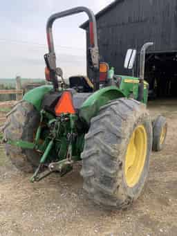 2015 John Deere 5065E Image