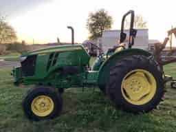 2015 John Deere 5055E Image