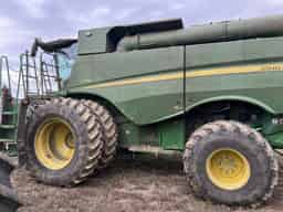 2023 John Deere S780 Image