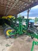 2017 John Deere 1775NT