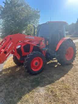 2017 Kubota M5-091 Image