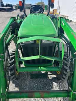 2015 John Deere 3032E Image