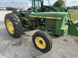1975 John Deere 1530 Image