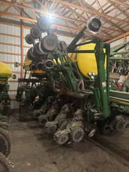 2007 John Deere 1790 Image