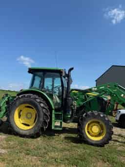 2016 John Deere 6120E Image