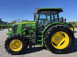 2021 John Deere 6135E Image