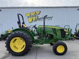 2015 John Deere 5075M Image
