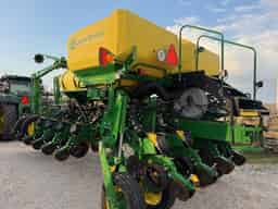 2023 John Deere 1775NT Image