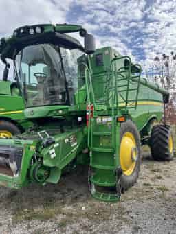2022 John Deere S780 Image