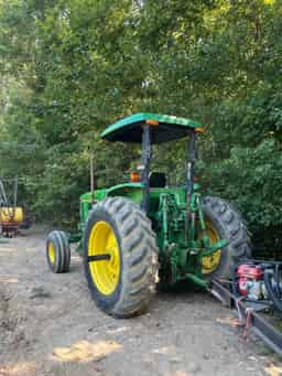 1995 John Deere 7200 Image