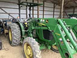 2015 John Deere 5065E Image
