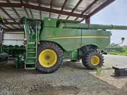 2021 John Deere S780 Image