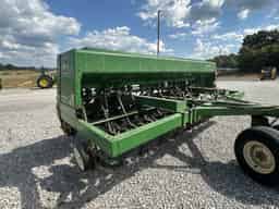 1994 John Deere 750 Image