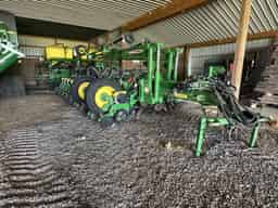 2025 John Deere 1775NT Image