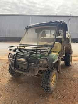 2011 John Deere XUV 825I GREEN Image