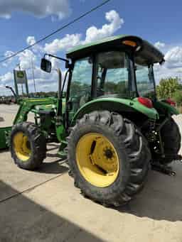 2009 John Deere 5101E Image