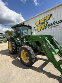 2009 John Deere 5101E Image