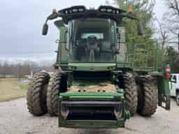 2014 John Deere S670 Image