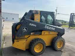 2020 John Deere 330G Image