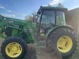 2014 John Deere 5100E Image