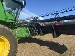 2016 MacDon FD75-35 Image