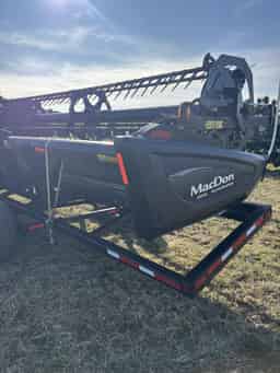 2016 MacDon FD75-35 Image