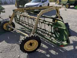 John Deere 640 Image