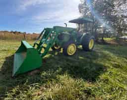 2016 John Deere 5065E Image