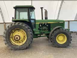 1988 John Deere 4650 Image