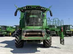 2023 John Deere S780 Image