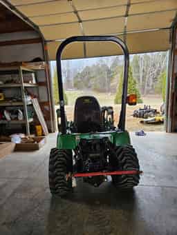 2007 John Deere 2305 Image