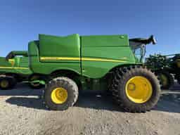 2023 John Deere S780 Image