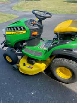 2016 John Deere S240 Image