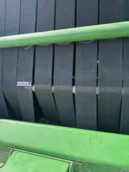 2000 John Deere 567 Image