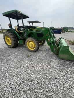 2020 John Deere 5075E Image