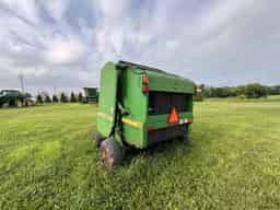 2003 John Deere 557 Image
