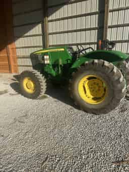 2016 John Deere 5075E Image