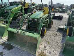 2022 John Deere 1025R Image