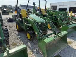 2022 John Deere 1025R Image