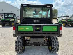 2024 John Deere XUV 835M Image