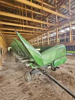 2008 John Deere 608C Image