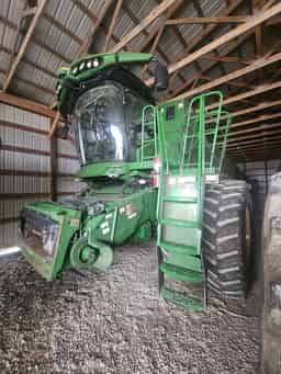 2020 John Deere S780 Image