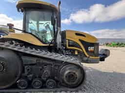 2002 Challenger MT755 Image