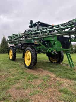 2014 John Deere R4038 Image