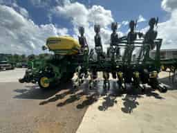 2007 John Deere 1790 Image