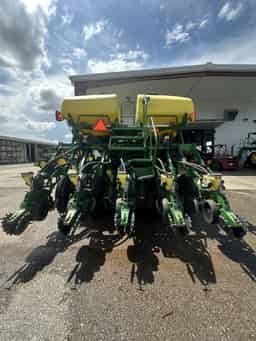 2007 John Deere 1790 Image