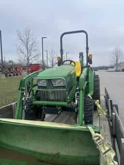 2021 John Deere 3025E Image